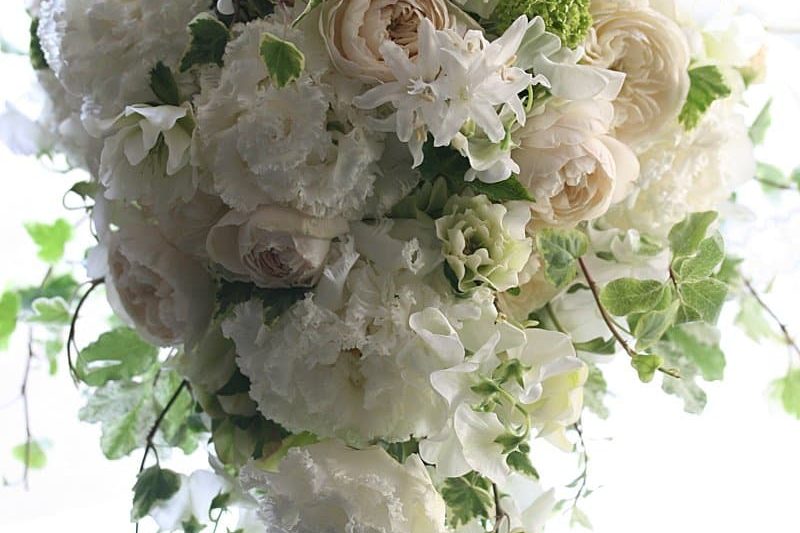 ウェディングブーケ001-キャスケードスタイル