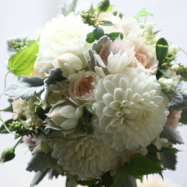 ウェディングブーケ011-ラウンドスタイル