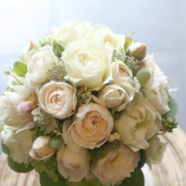 ウェディングブーケ016-ラウンドスタイル